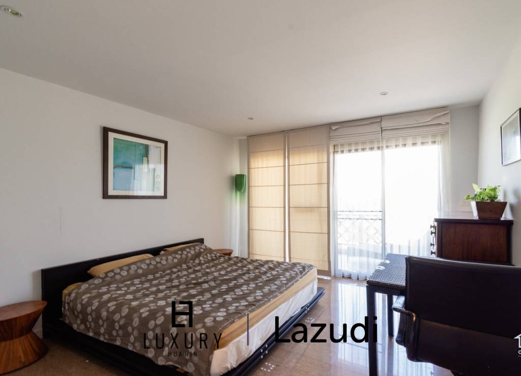 PALM HILL CONDO : 2 bed great view