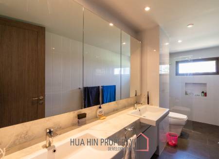 PALM HILL CONDO : 2 bed great view