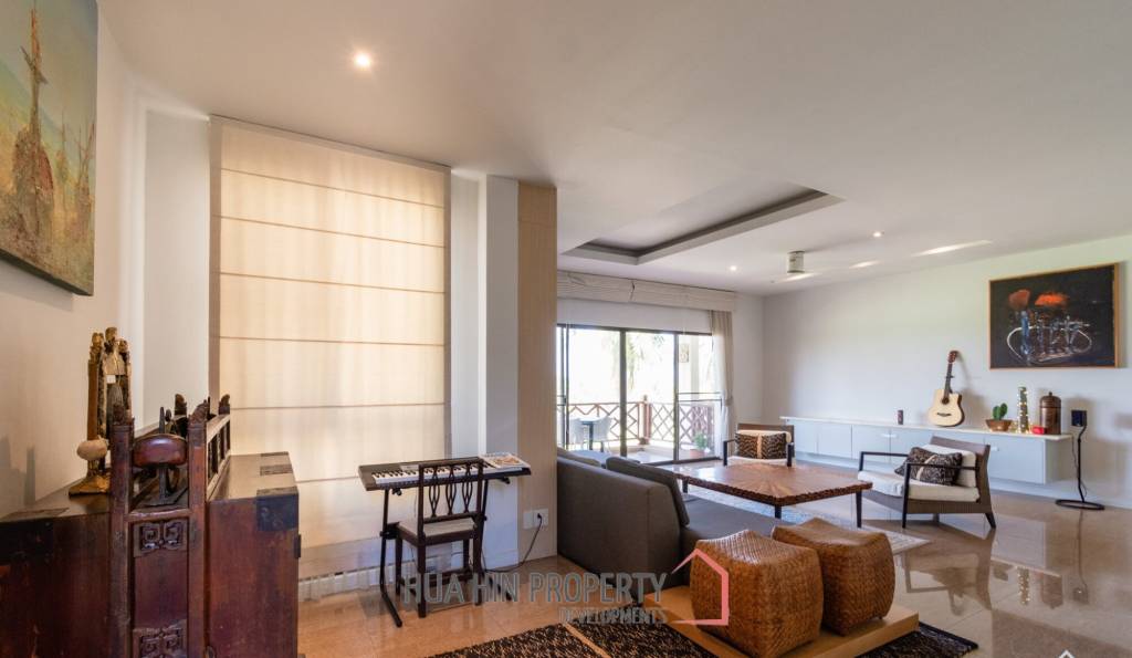 PALM HILL CONDO : 2 bed great view