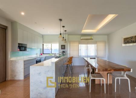 PALM HILL CONDO : 2 bed great view