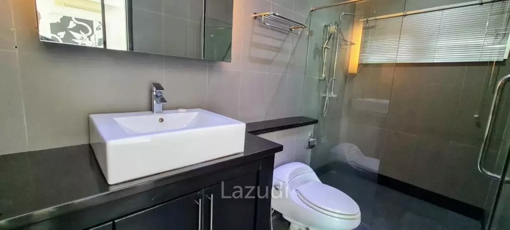 Palm Oasis Pool Villa for Sale in Pattaya