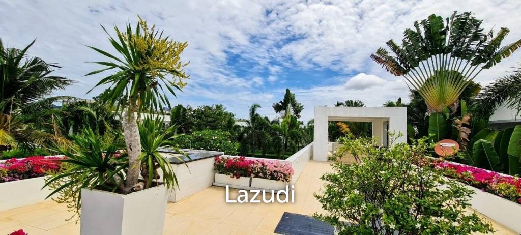 Palm Oasis Pool Villa for Sale in Pattaya
