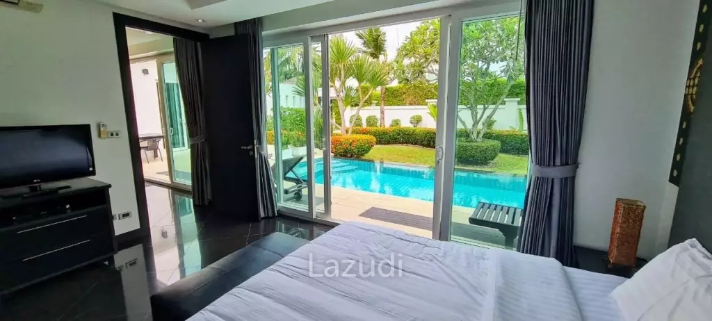 Palm Oasis Pool Villa for Sale in Pattaya