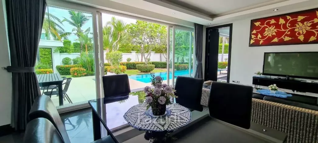 Palm Oasis Pool Villa for Sale in Pattaya