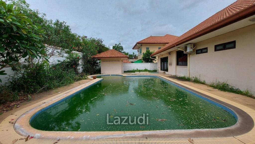 Grange Park Villa House for Sale in Pattaya