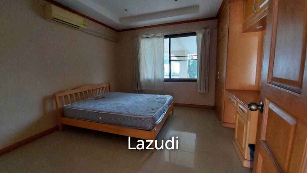 Grange Park Villa House for Sale in Pattaya