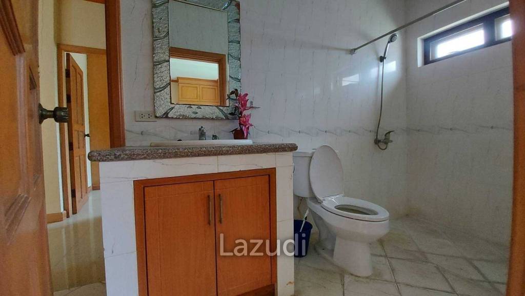 Grange Park Villa House for Sale in Pattaya