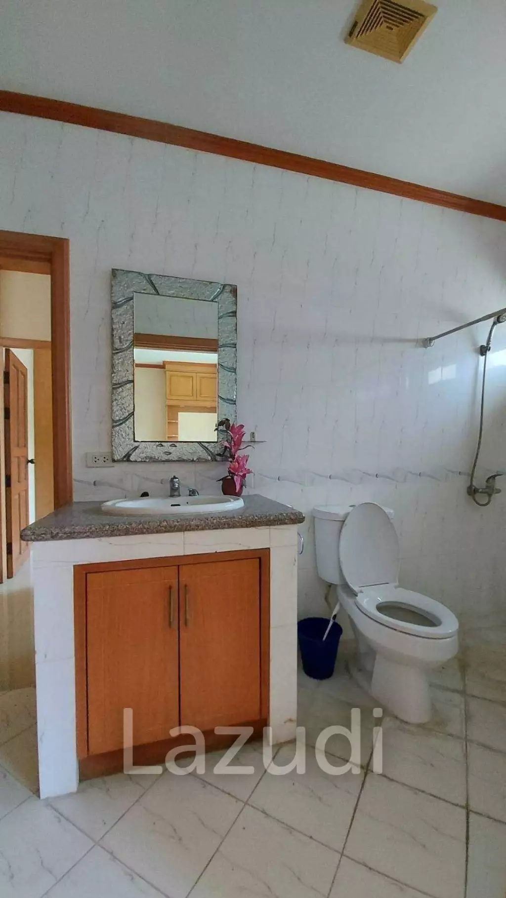 Grange Park Villa House for Sale in Pattaya