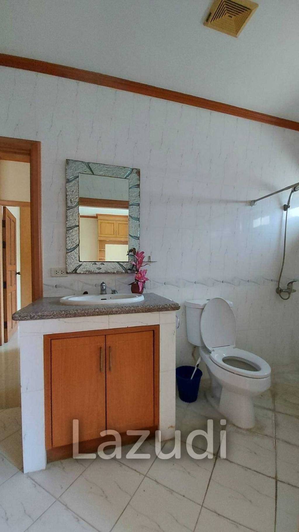 Grange Park Villa House for Sale in Pattaya