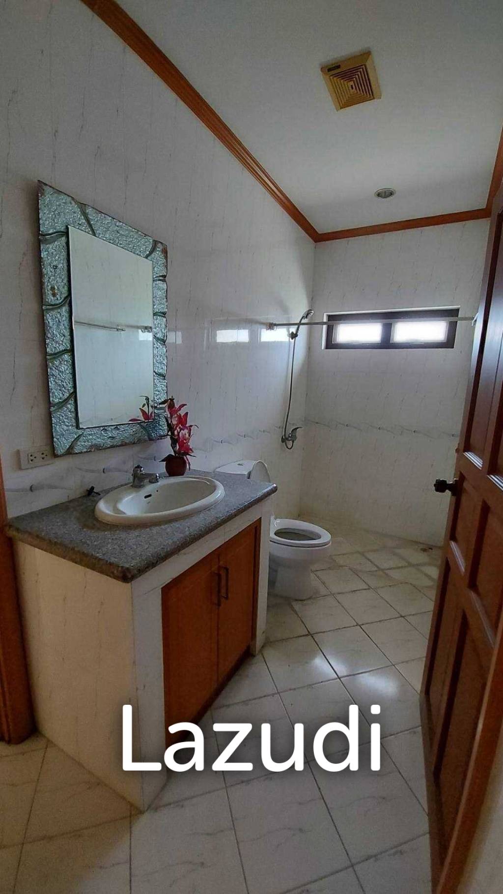 Grange Park Villa House for Sale in Pattaya