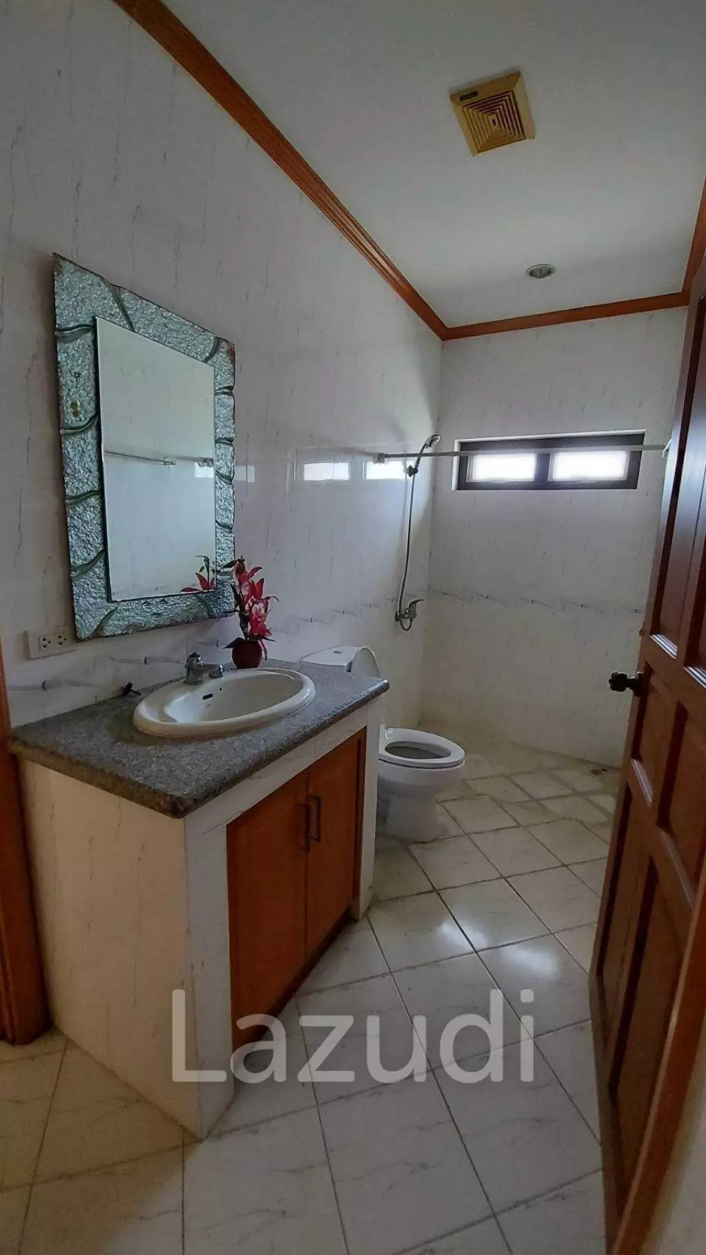 Grange Park Villa House for Sale in Pattaya