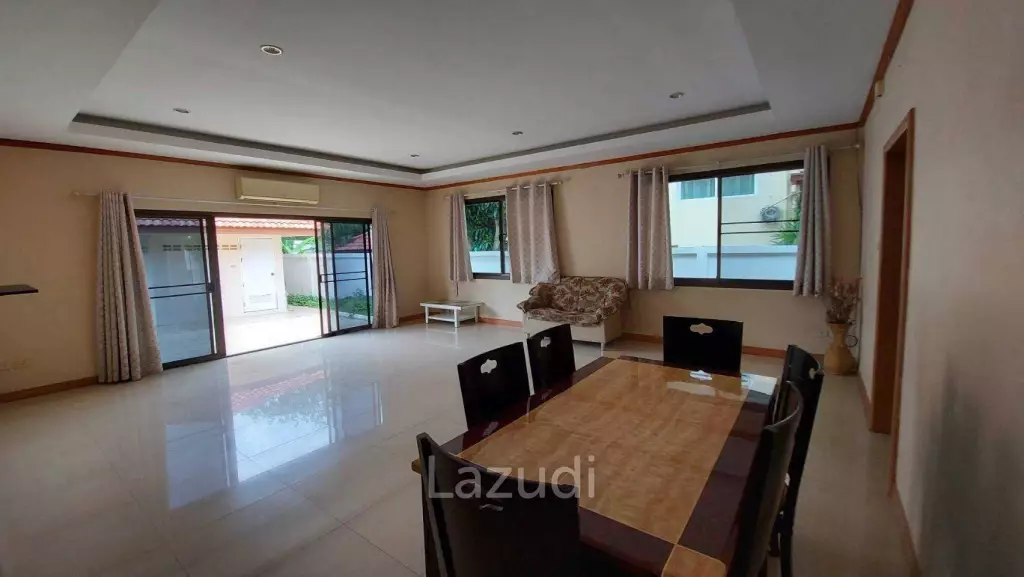 Grange Park Villa House for Sale in Pattaya