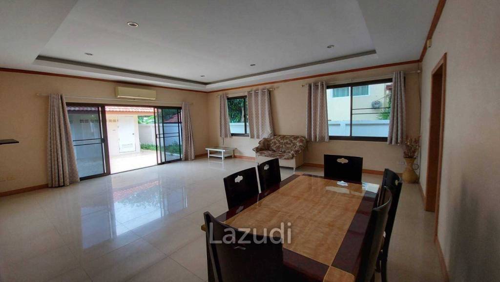 Grange Park Villa House for Sale in Pattaya