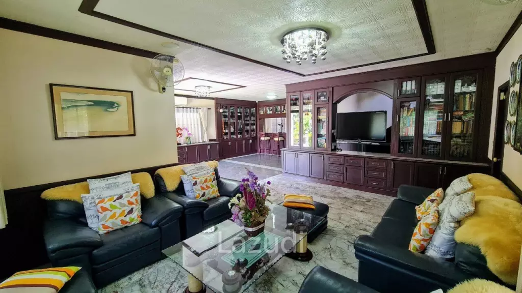 Baan Mapprachan Country Village for Sale