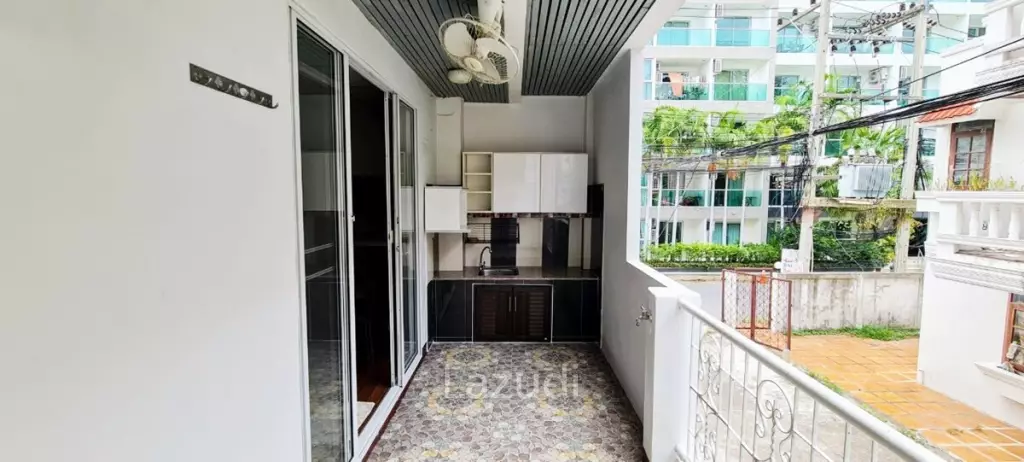 Commercial Building for Sale in Pattaya