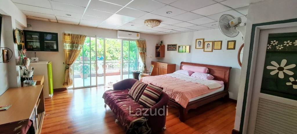 Commercial Building for Sale in Pattaya