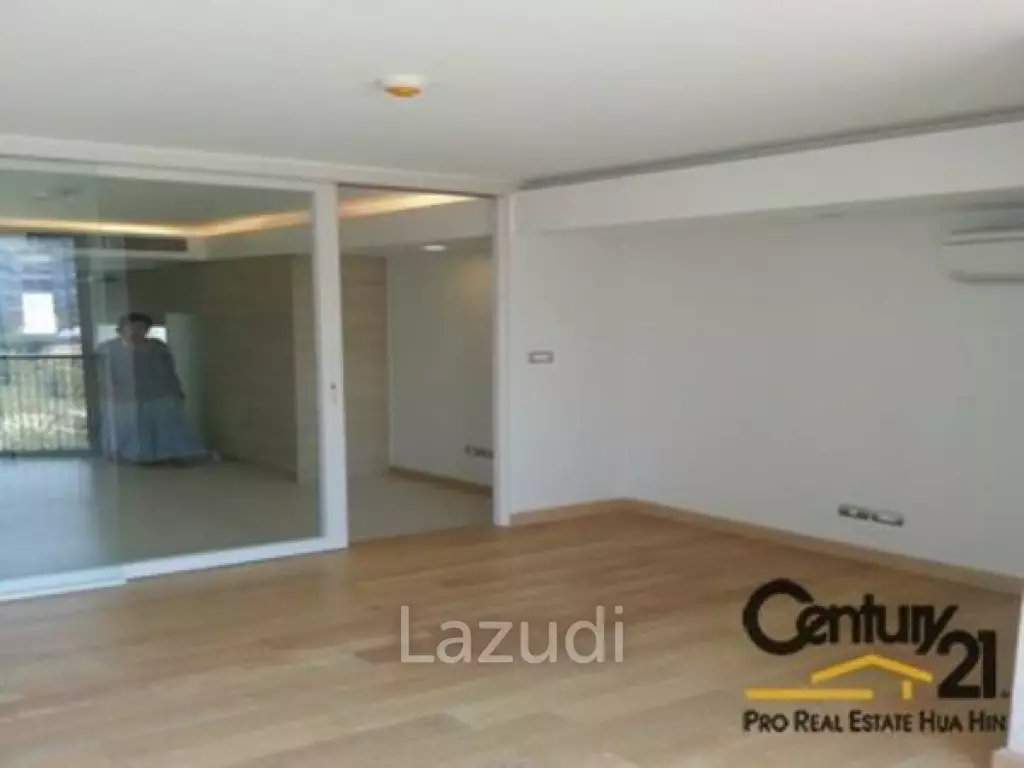 Studio Condo