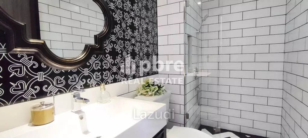 1 Bedroom 76 SQ.M The Venetian Signature Condo