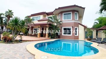 5 Bed 600 SQ.M Luxury House in East Pattaya