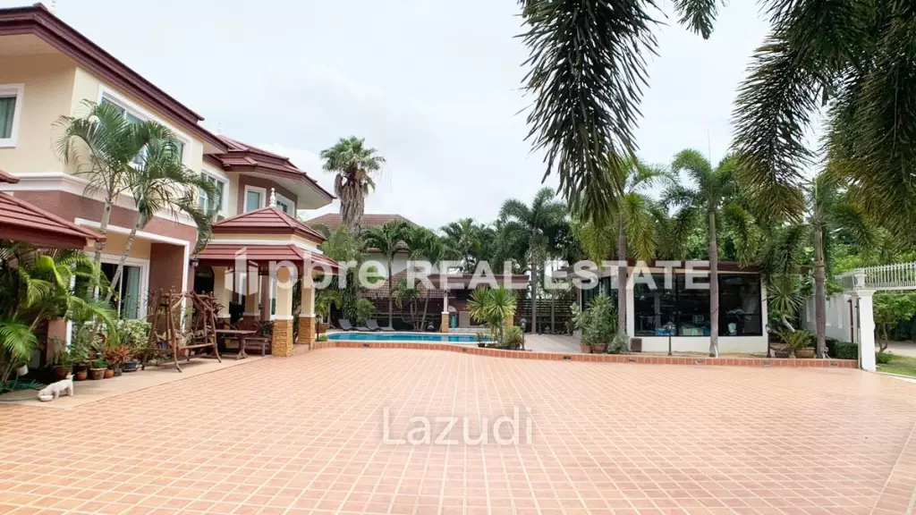 5 Bed 600 SQ.M Luxury House in East Pattaya