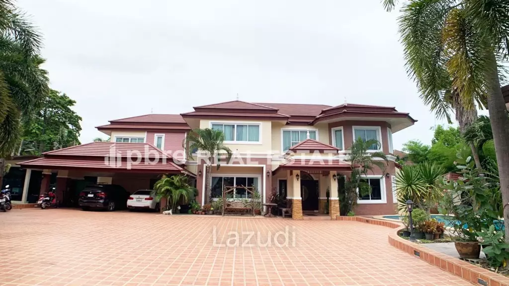 5 Bed 600 SQ.M Luxury House in East Pattaya