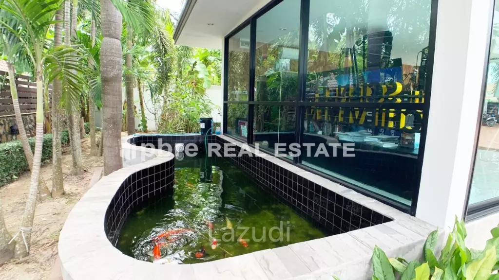 5 Bed 600 SQ.M Luxury House in East Pattaya