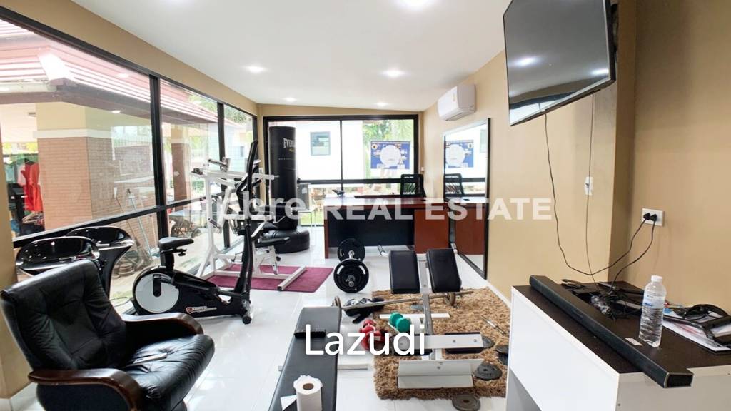 5 Bed 600 SQ.M Luxury House in East Pattaya