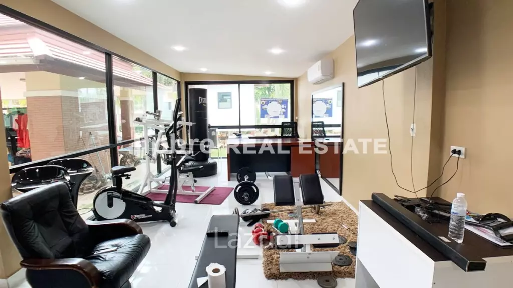 5 Bed 600 SQ.M Luxury House in East Pattaya