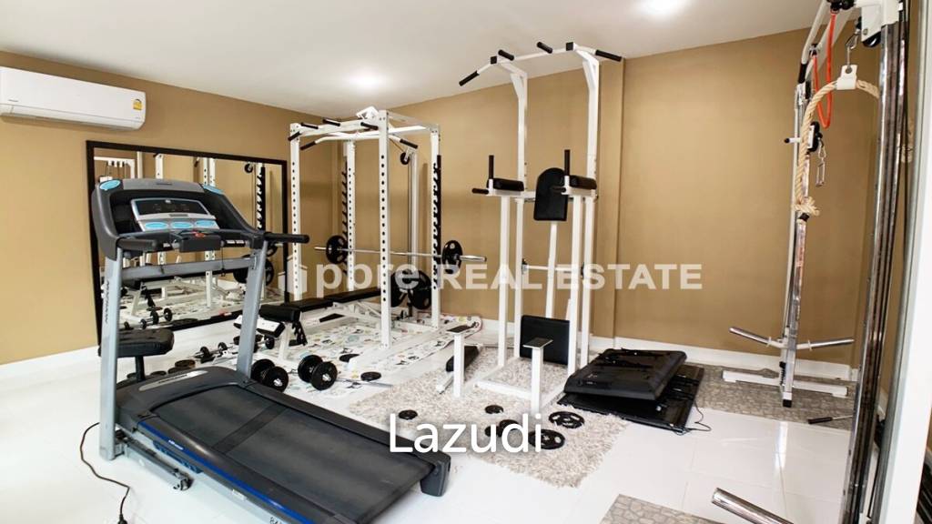 5 Bed 600 SQ.M Luxury House in East Pattaya