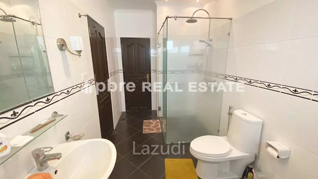 East Pattaya 4 bedroom house for sale
