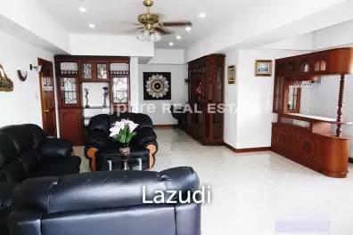 Condo at Shining Star for Sale in Jomtien