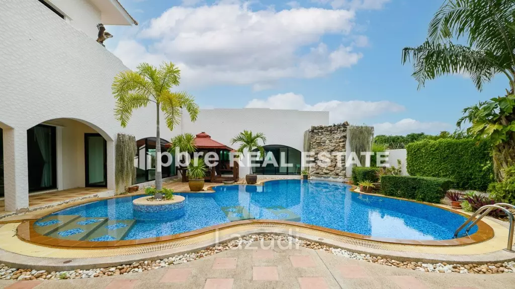 Modern Style House for Sale in East Pattaya