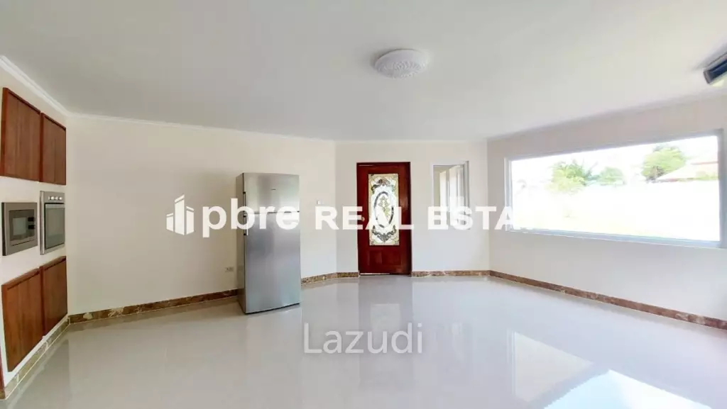 Large Unfurnished House for Sale in Pattaya