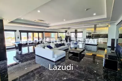 Amazing Penthouse Condo Pratumnak Pattaya