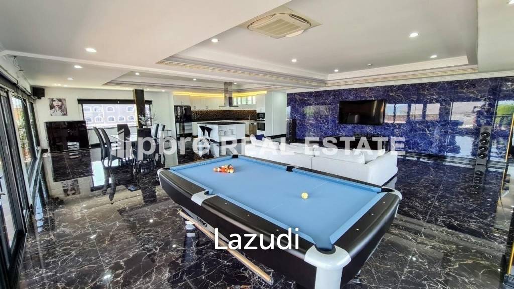 Amazing Penthouse Condo Pratumnak Pattaya