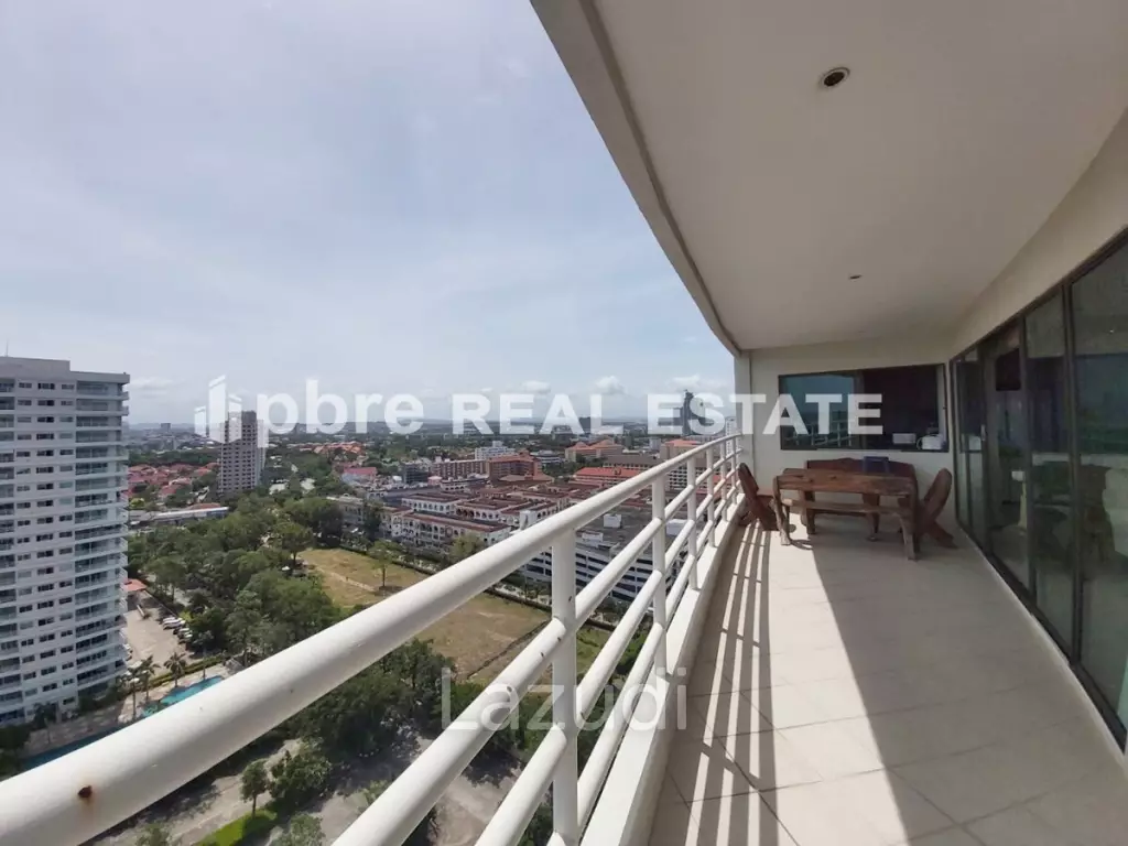 1 Bed 2 Bath 143 SQ.M View Talay 5 Condominium