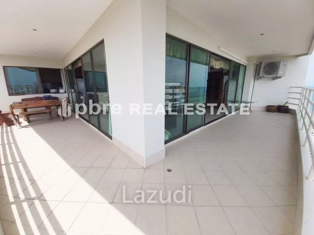 1 Bed 2 Bath 143 SQ.M View Talay 5 Condominium