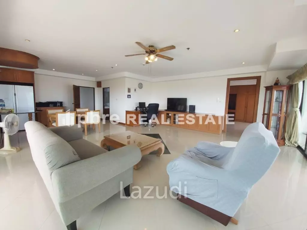 1 Bed 2 Bath 143 SQ.M View Talay 5 Condominium
