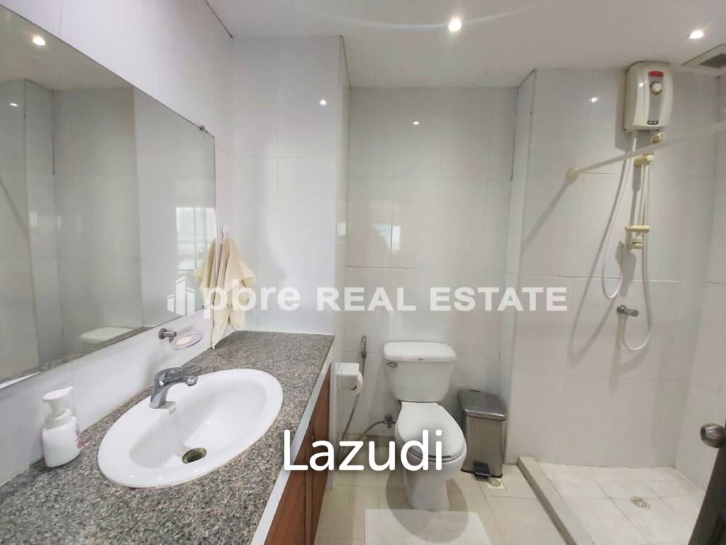 1 Bed 2 Bath 143 SQ.M View Talay 5 Condominium