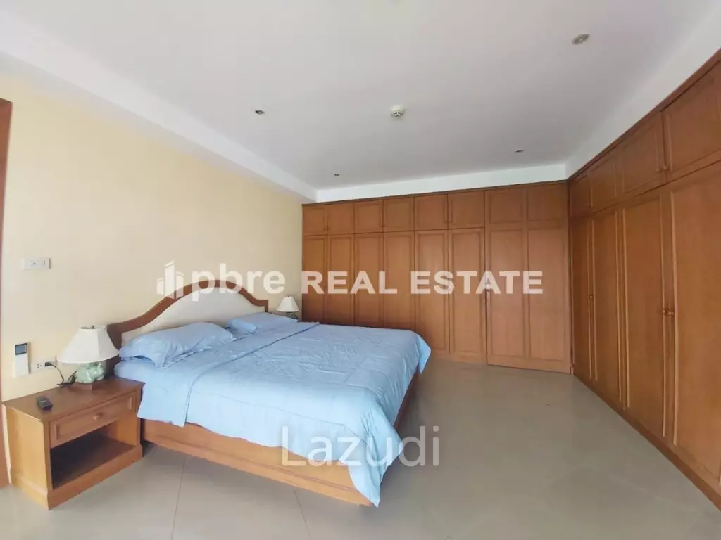 1 Bed 2 Bath 143 SQ.M View Talay 5 Condominium