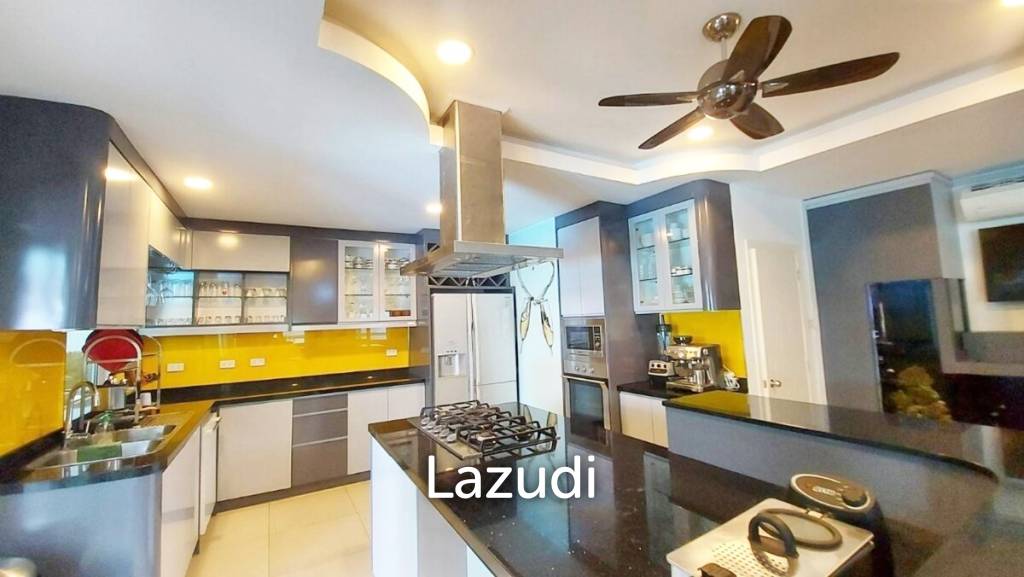 Exclusive Pool Villa House for Rent in Pattaya