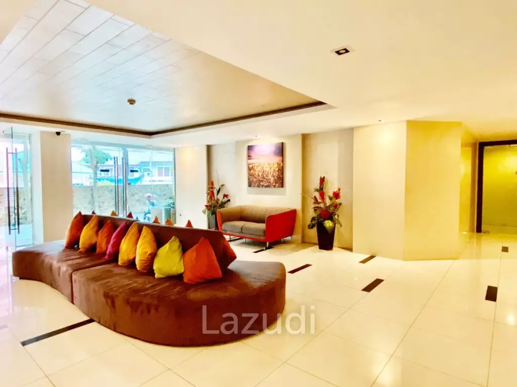 1 Bed 1 Bath 79 SQ.M Hyde Park Residence 2