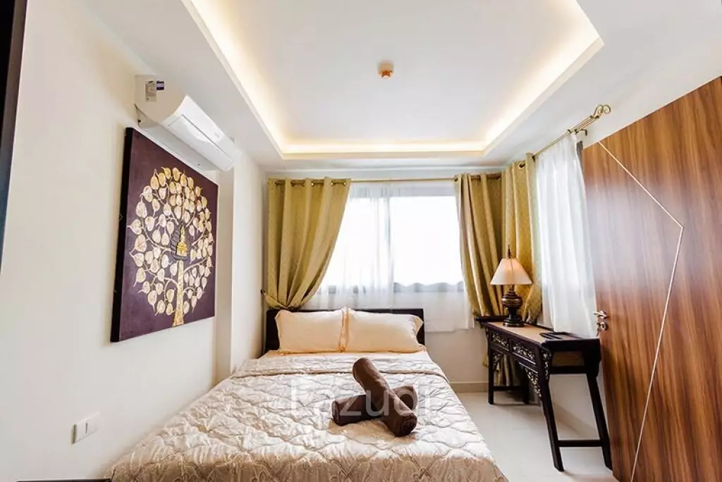 1 Bed 1 Bath 37 SQ.M Club Royal Condominium