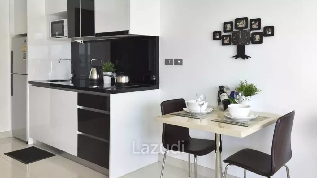Studio 1 Bath 43 SQ.M Wong Amat Tower