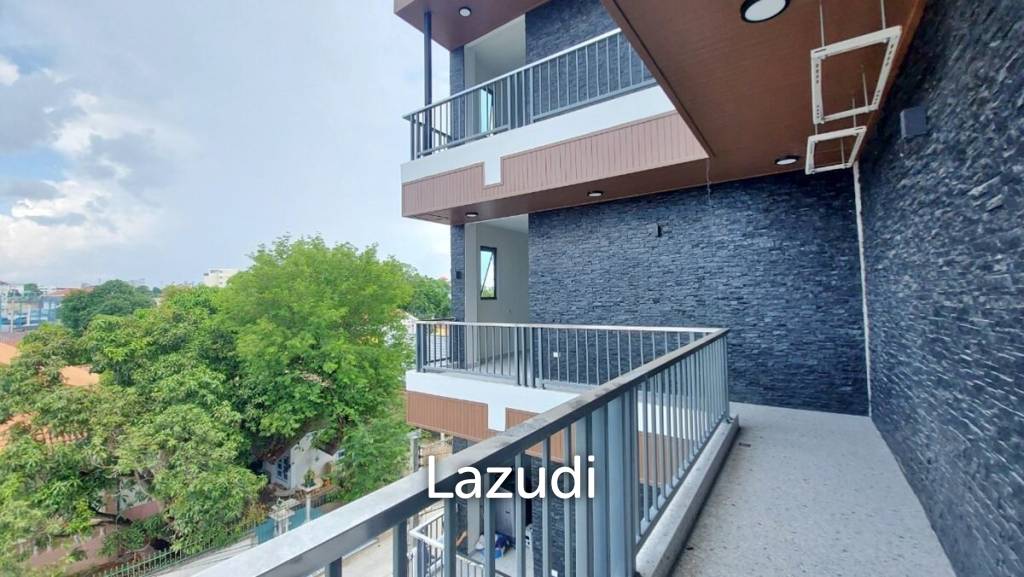 South Pattaya Large 3 Beds Apartment for Rent