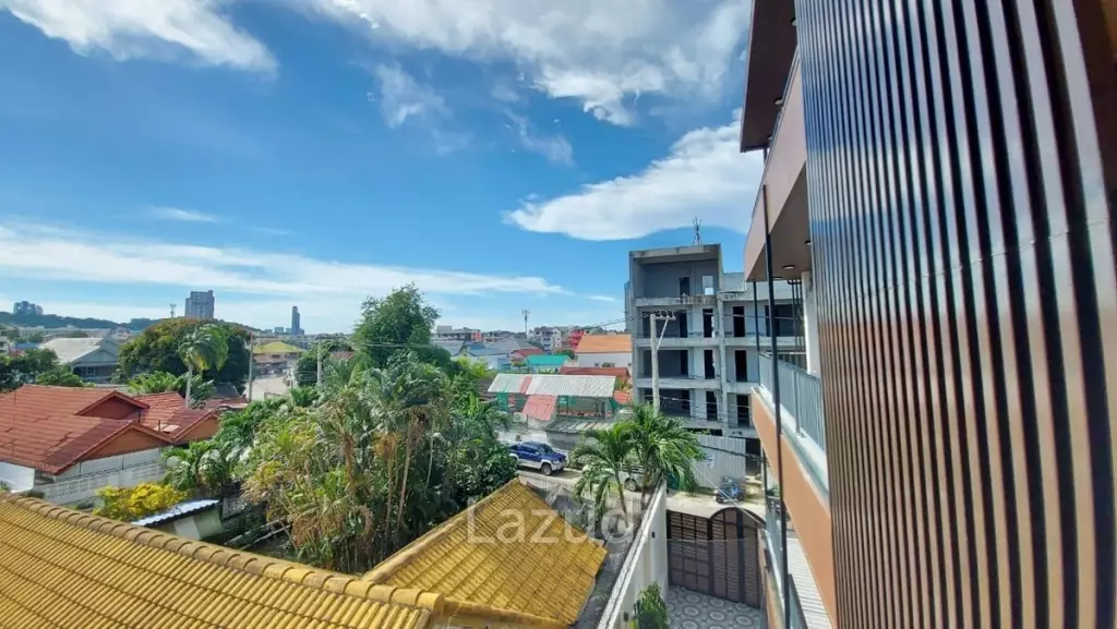 South Pattaya Large 3 Beds Apartment for Rent
