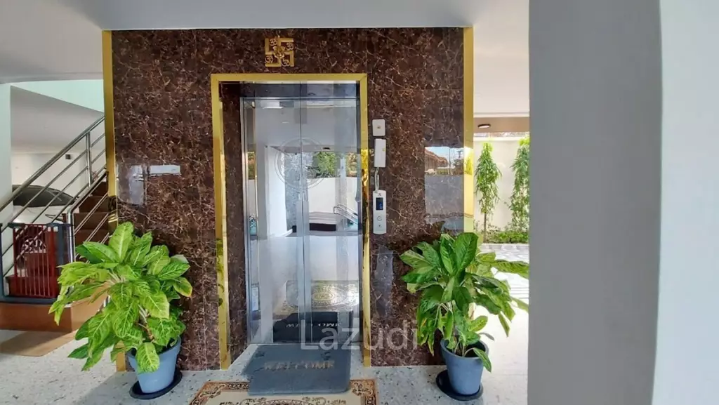 South Pattaya Large 3 Beds Apartment for Rent