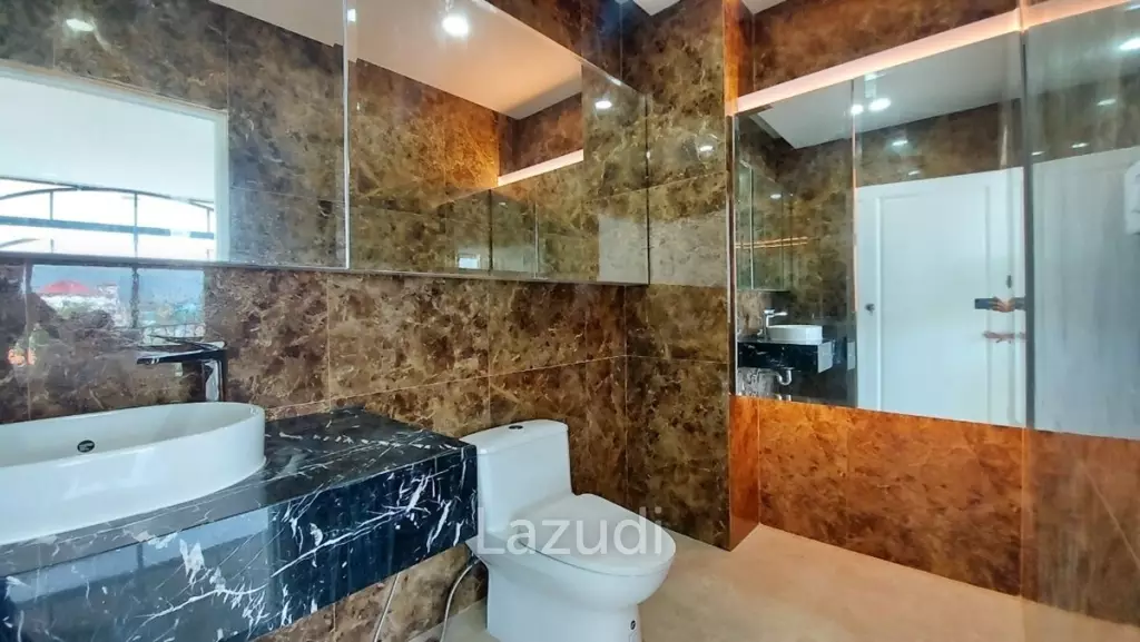 South Pattaya Large 3 Beds Apartment for Rent