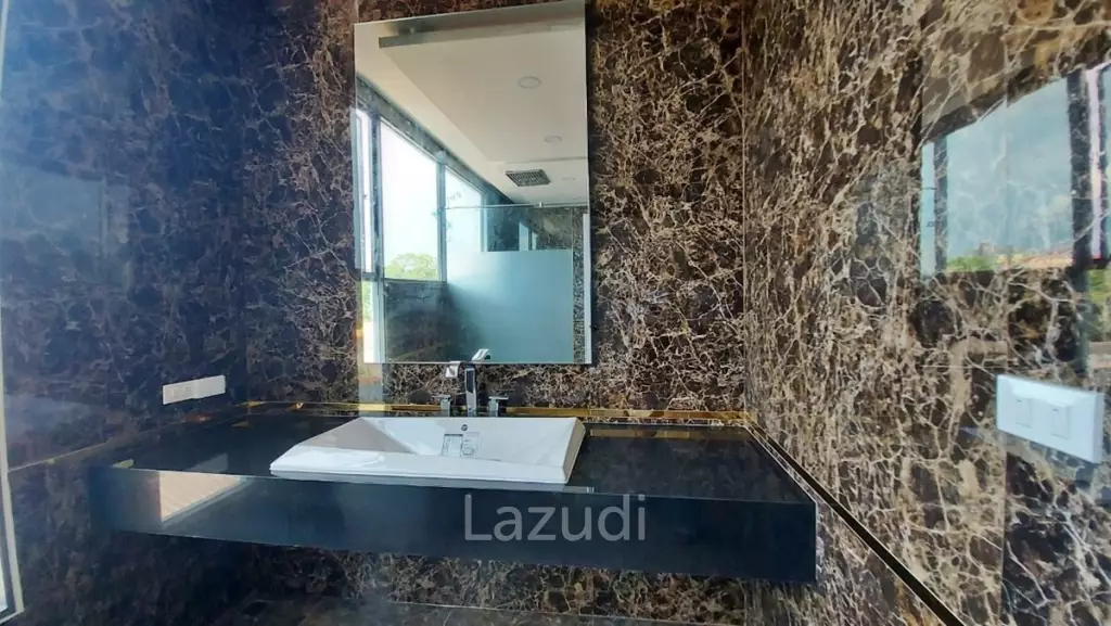 South Pattaya Large 3 Beds Apartment for Rent