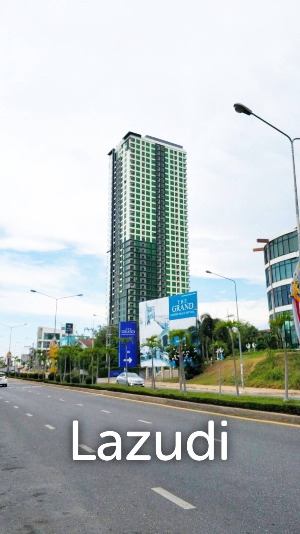 2 Bed 2 Bath 53 SQ.M  Dusit Grand Condo View